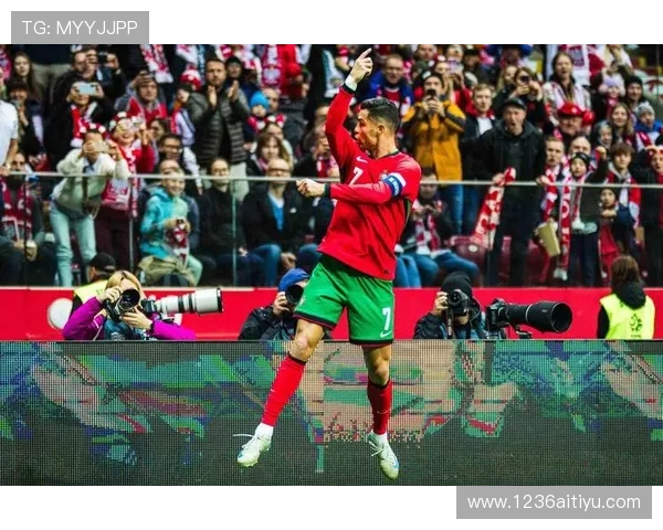 C罗在国家队比赛中的辉煌表现回顾